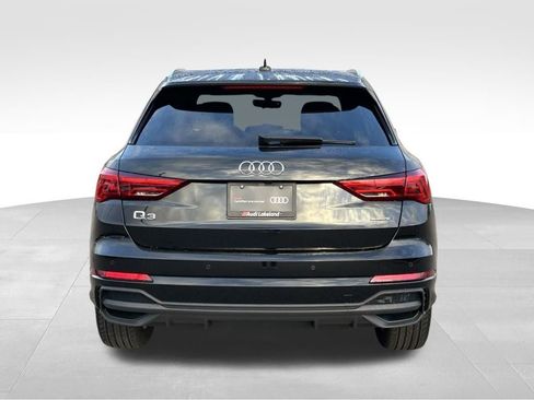 Used 2025 Audi Q3 2.0T Premium w/ Convenience Package image 4