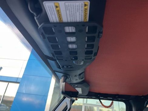 Used 2023 Jeep Gladiator Mojave w/ Trailer Tow Package image 40