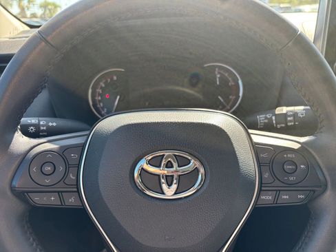 Used 2025 Toyota RAV4 XLE w/ Weather Package FWD image 29