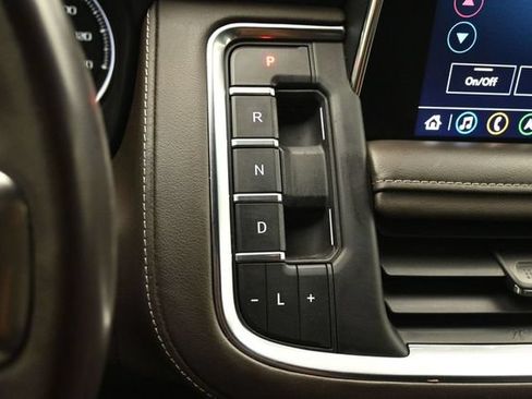 Used 2021 Chevrolet Suburban LT w/ Rear Media and Nav Package AWD/4WD image 10