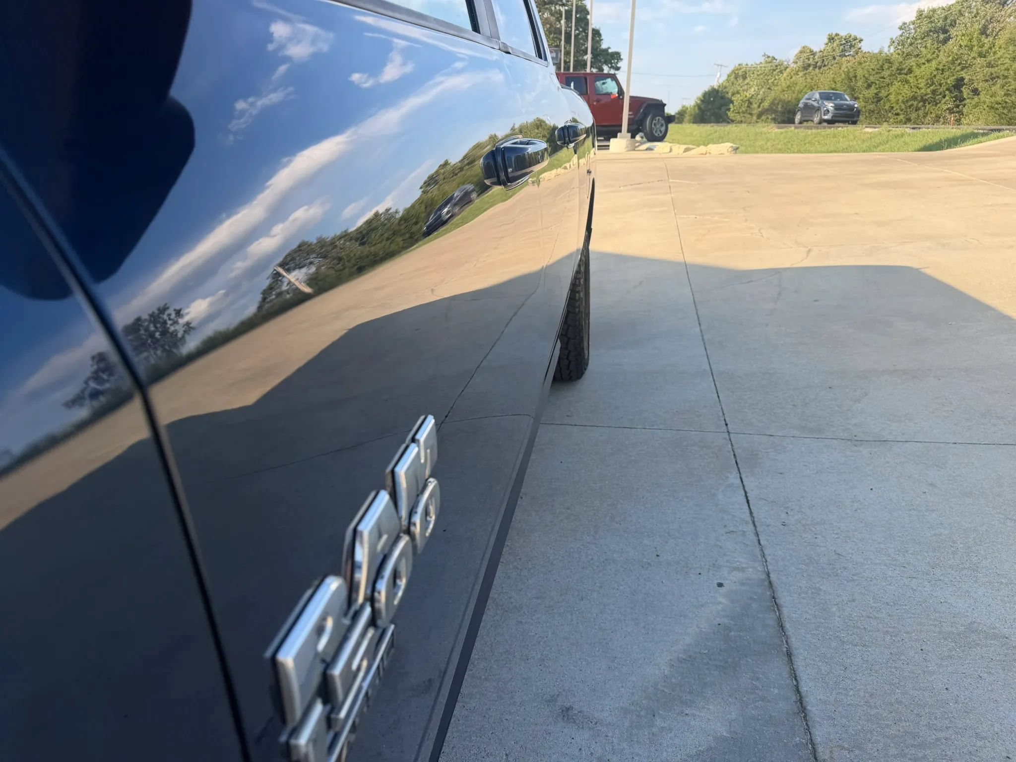 Used 2020 RAM 1500 Classic SLT AWD/4WD image 69