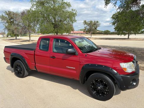 Used 2011 Toyota Tacoma 2WD Access Cab image 73