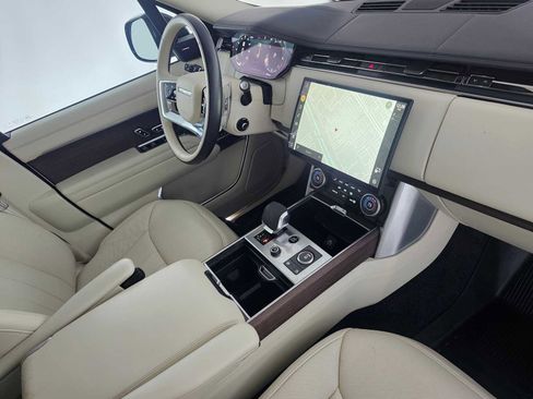 Used 2023 Land Rover Range Rover SE AWD/4WD image 11