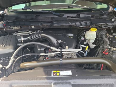 Used 2018 RAM 1500 Laramie AWD/4WD image 24