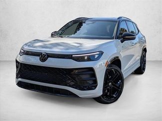 New 2026 Volkswagen Tiguan SE R-Line video 1