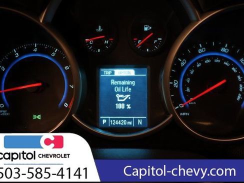 Used 2016 Chevrolet Cruze LT w/ Technology Package image 17