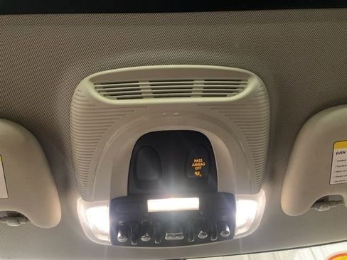 Used 2015 MINI Cooper S image 32