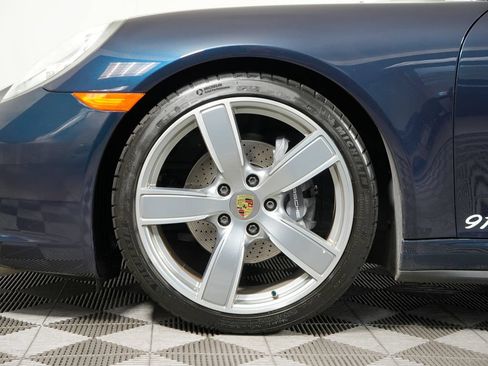 Certified 2017 Porsche 911 Targa 4 AWD/4WD image 22