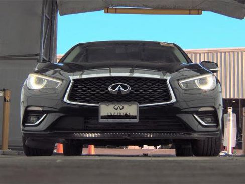 Used 2019 INFINITI Q50 Luxe w/ Cargo Package (L96) RWD image 6
