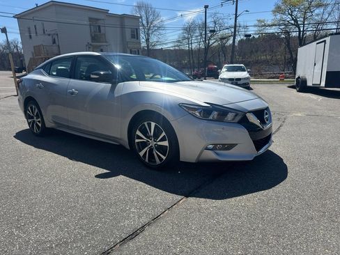Used 2016 Nissan Maxima Platinum image 6