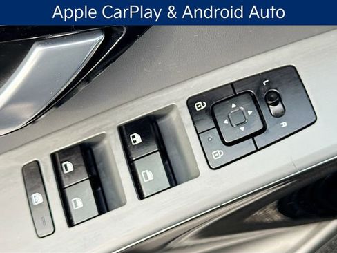 Used 2023 Kia Niro EX image 21