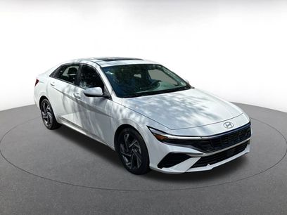 Used 2025 Hyundai Elantra SEL