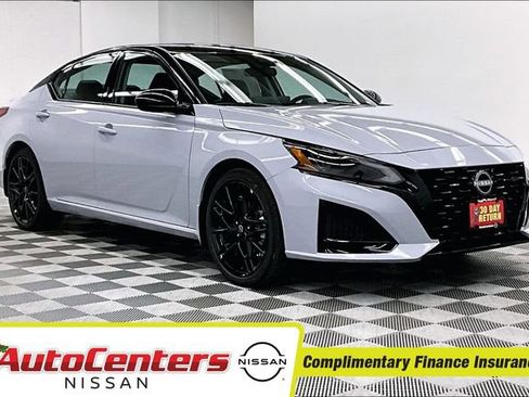 New 2026 Nissan Altima 2.5 SR FWD image 1