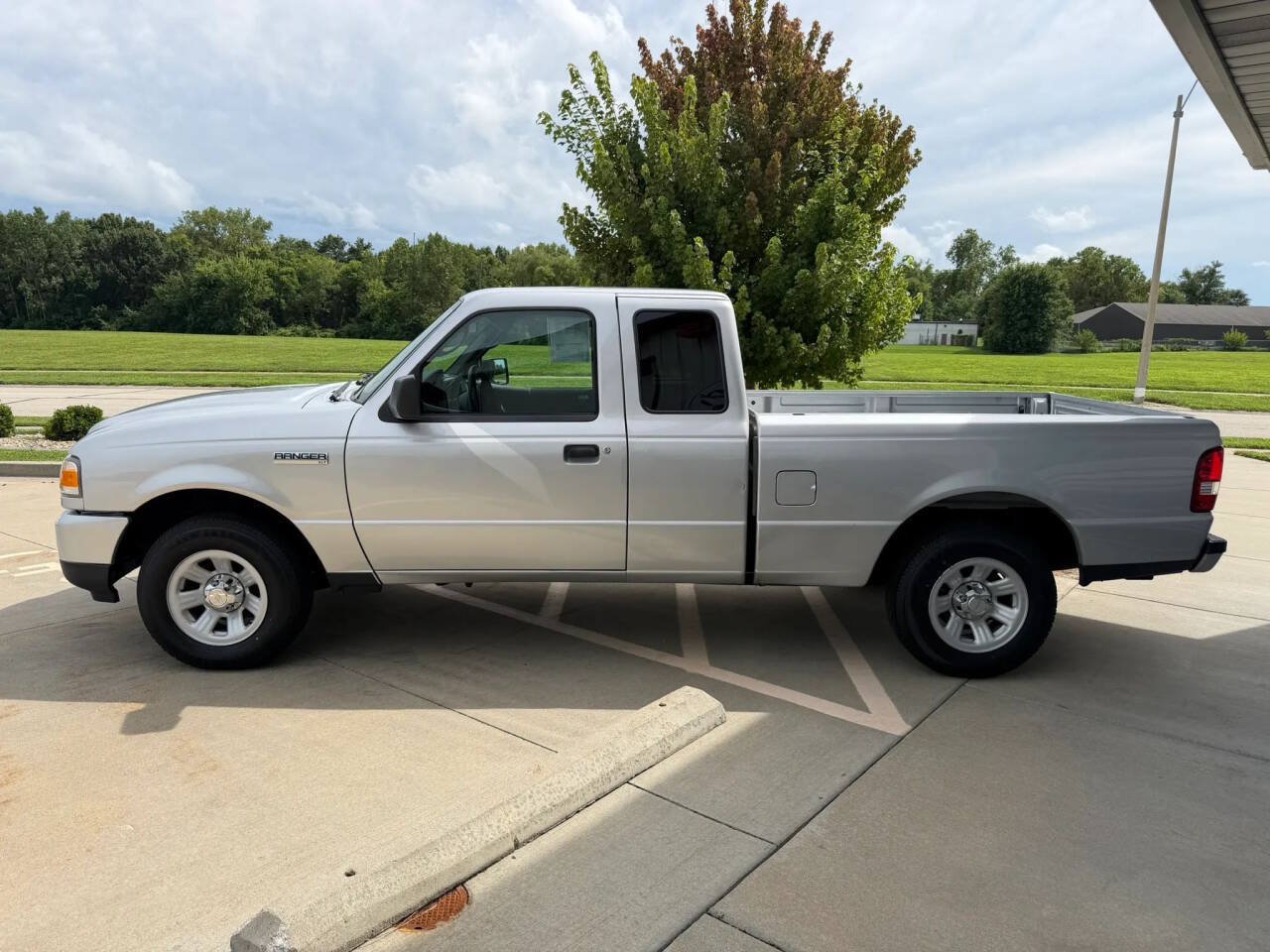 Used 2011 Ford Ranger XLT RWD image 7