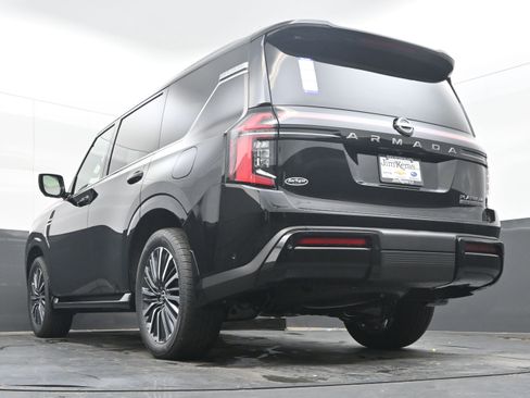 New 2025 Nissan Armada Platinum Reserve image 29