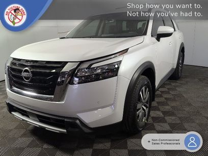 New 2025 Nissan Pathfinder SL