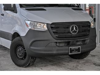 Used 2025 Mercedes-Benz Sprinter 2500 video 2