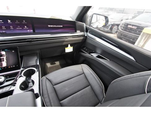New 2026 Cadillac Escalade ESV Sport w/ Touring Package AWD/4WD image 10