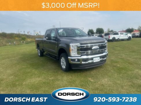 New 2026 Ford F250 XLT w/ F-250 >10K GVWR Package image 3