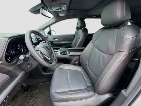 Used 2024 Toyota Sienna XSE w/ XSE Premium Package image 13