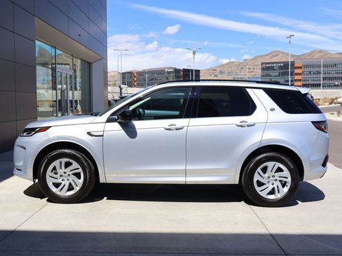 Certified 2025 Land Rover Discovery Sport S AWD/4WD image 11