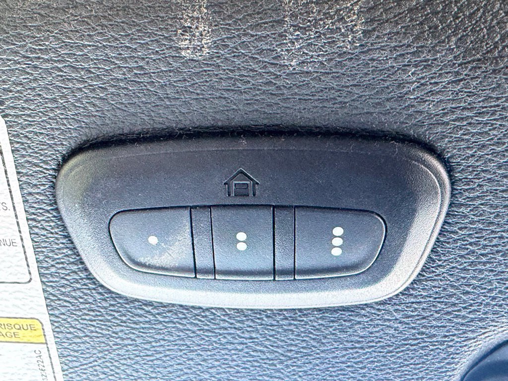 Used 2022 Jeep Wrangler Unlimited Sahara AWD/4WD image 54