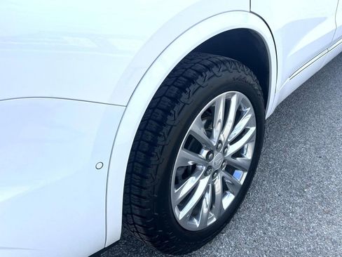 Used 2021 Cadillac XT6 Premium Luxury image 12