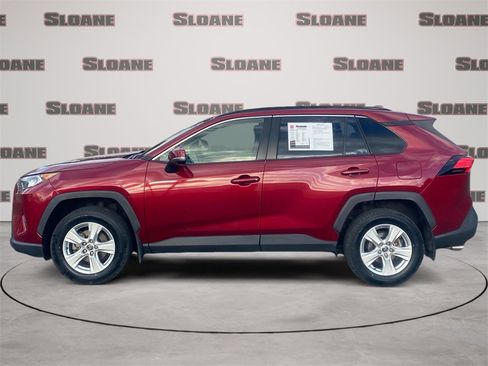 Used 2021 Toyota RAV4 XLE image 2