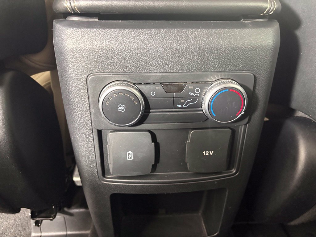 Used 2020 Ford Explorer XLT w/ Equipment Group 202A AWD/4WD image 46