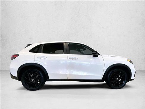 Used 2024 Honda HR-V Sport image 5