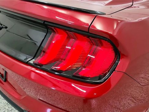 Used 2023 Ford Mustang Coupe RWD image 15