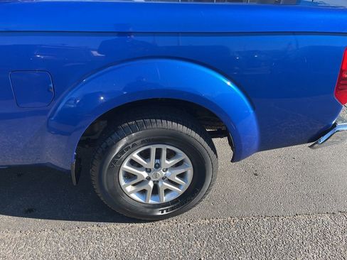 Used 2015 Nissan Frontier SV image 33