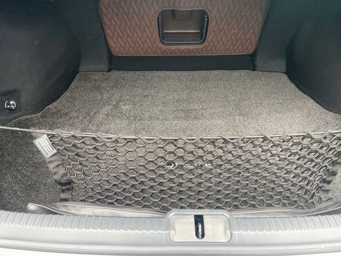 Used 2019 Lexus ES 300h w/ Accessory Package FWD image 17