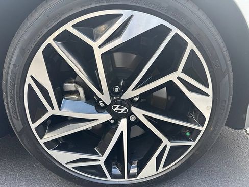 Used 2023 Hyundai Ioniq 6 Limited AWD/4WD image 10
