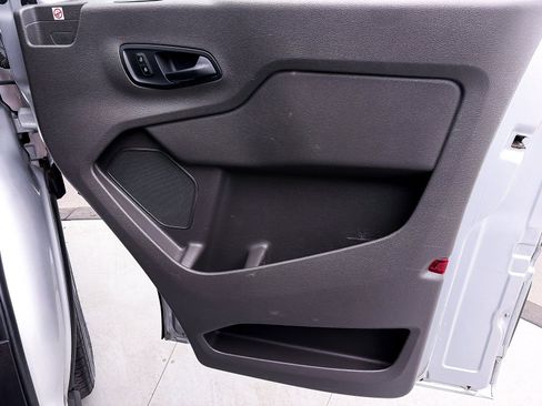 Used 2020 Ford Transit 150 XLT image 30