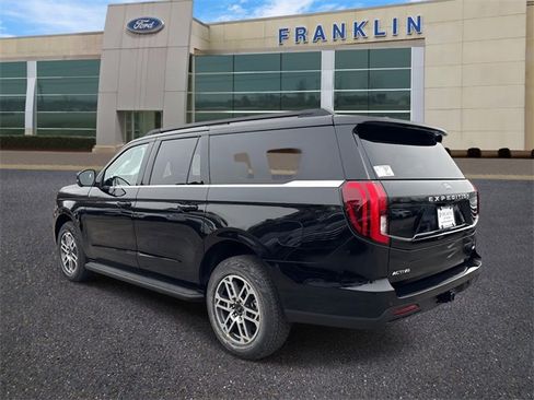 New 2025 Ford Expedition Max Active image 5