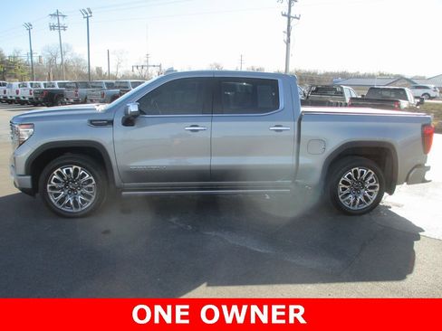 Used 2025 GMC Sierra 1500 Denali Ultimate image 12