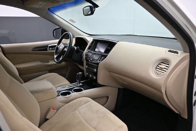 Used 2016 Nissan Pathfinder SV FWD image 31