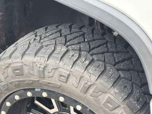 Used 2018 GMC Sierra 1500 SLT AWD/4WD image 5