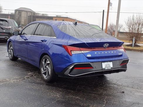 Used 2024 Hyundai Elantra Limited image 2