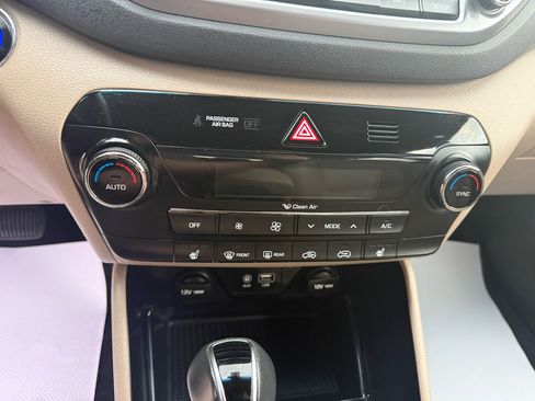 Used 2016 Hyundai Tucson Limited image 27