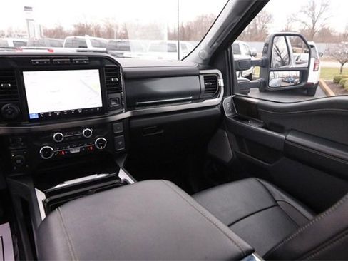 Certified 2024 Ford F250 Lariat w/ Lariat Ultimate Package image 25