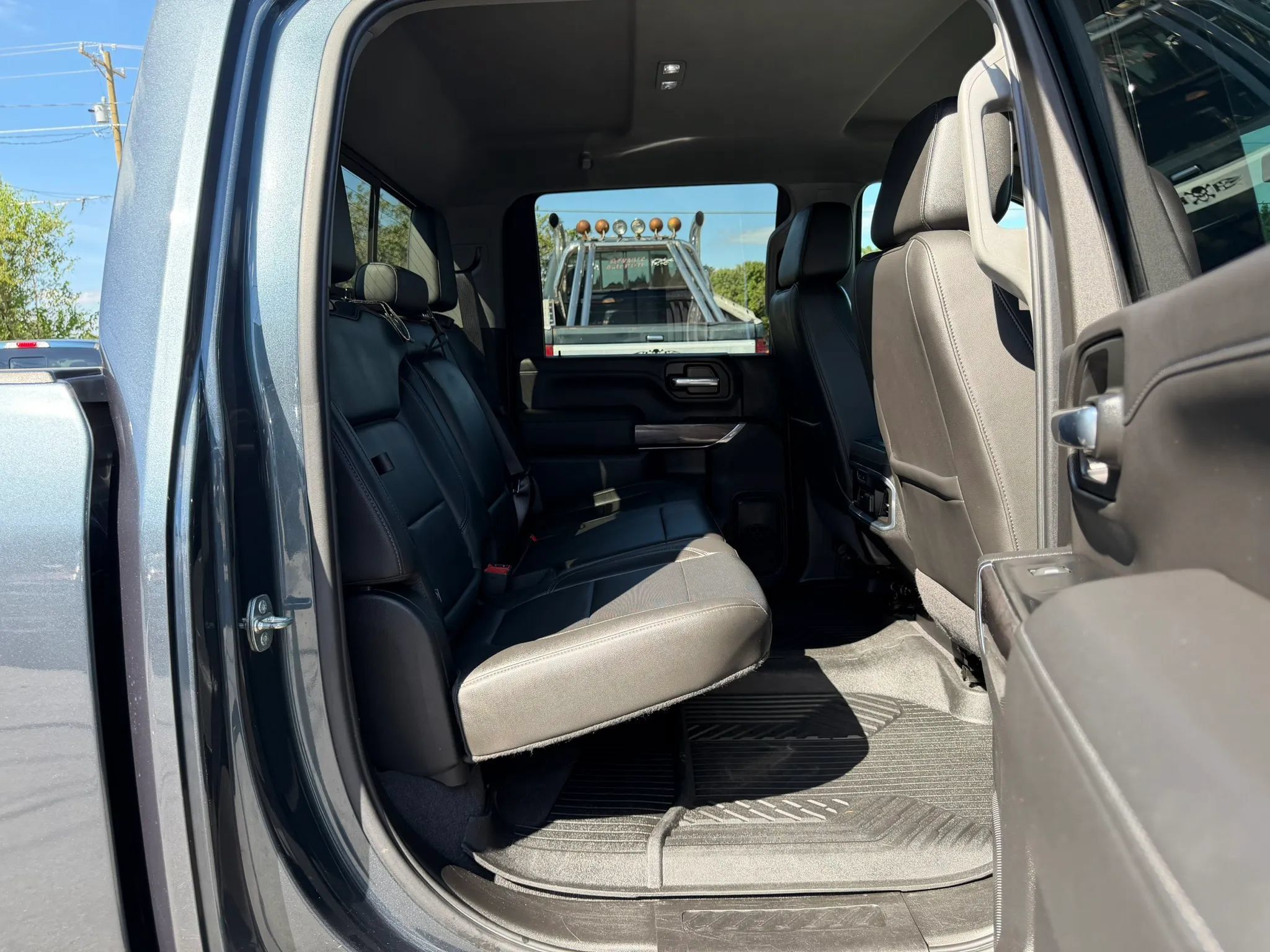 Used 2020 Chevrolet Silverado 2500 LTZ w/ LTZ Plus Package AWD/4WD image 24