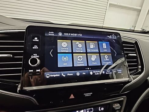 New 2026 Honda Ridgeline Black Edition image 17