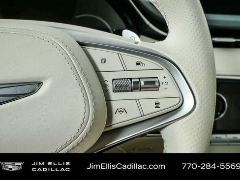 Used 2025 Genesis Electrified GV70 AWD/4WD image 11