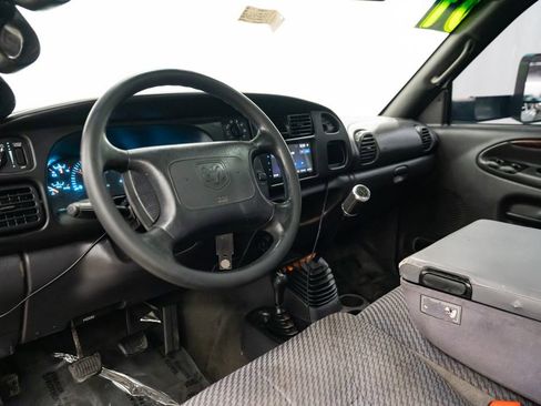 Used 2001 Dodge Ram 2500 Truck SLT image 20