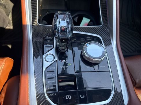 Used 2021 BMW X6 M50i w/ Executive Package image 21