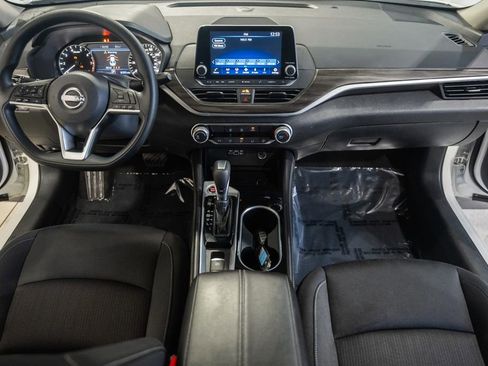 Used 2023 Nissan Altima 2.5 SV AWD/4WD image 23