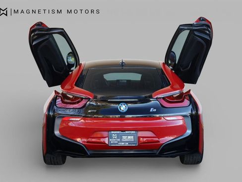 Used 2017 BMW i8 image 15