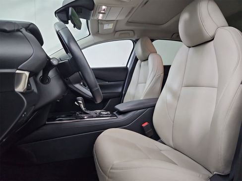 Used 2021 MAZDA CX-30 AWD 2.5 S w/ Preferred Package image 16